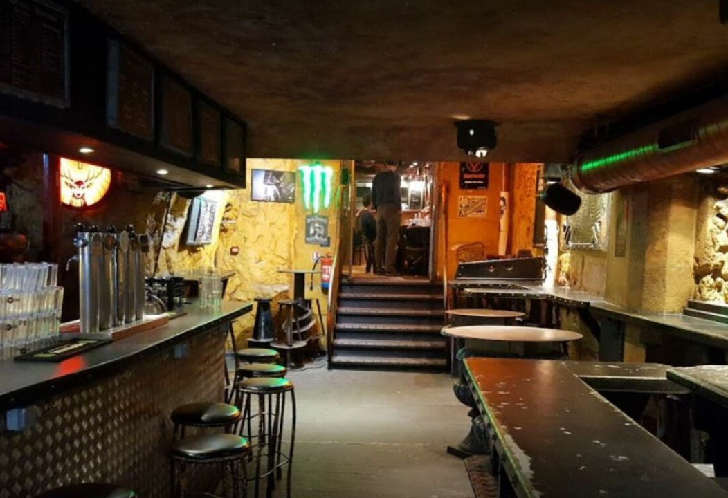 Black dog bar paris